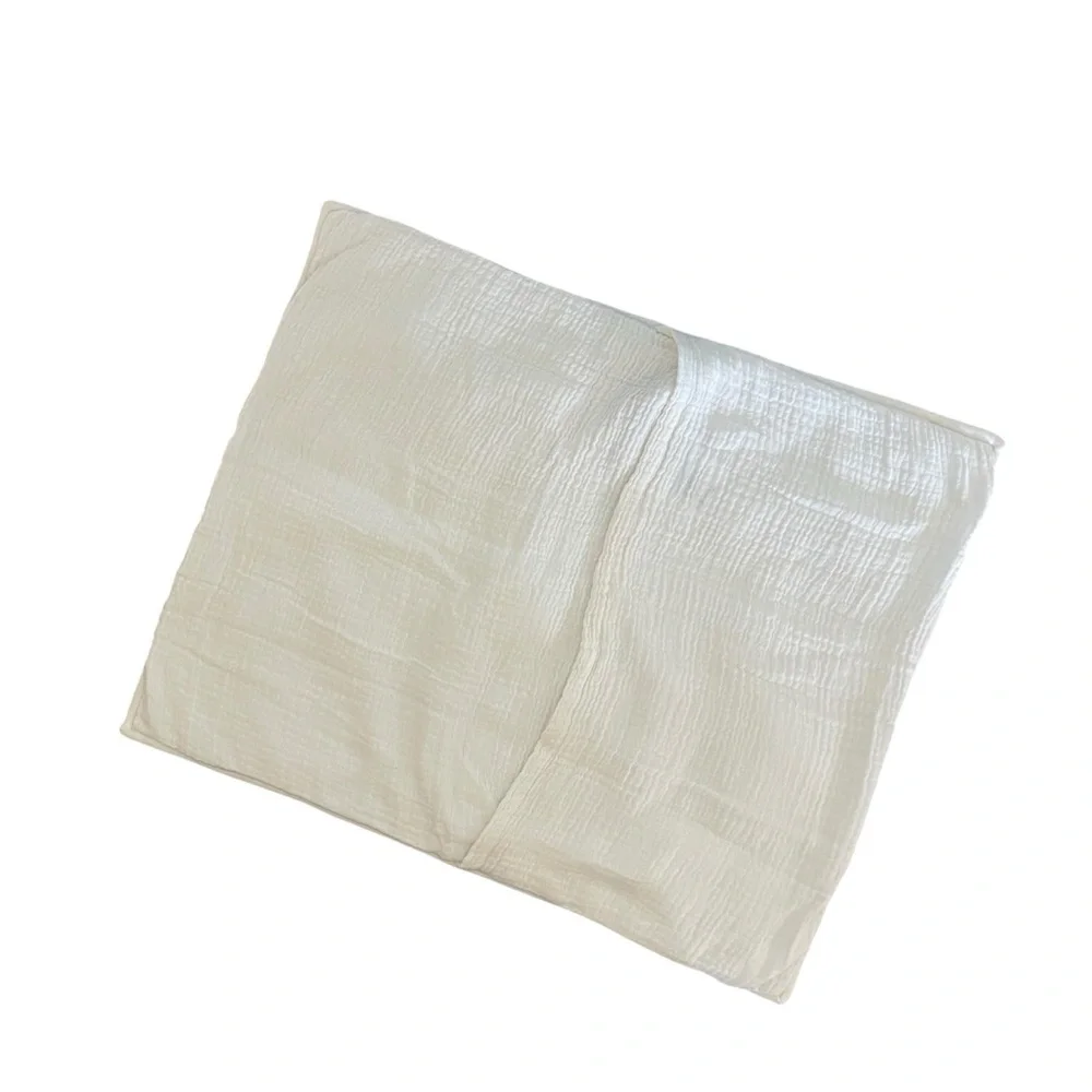 Crate and Barrel Aire Crinkle Gauze Organic Cotton Linen Blend Standard Sham